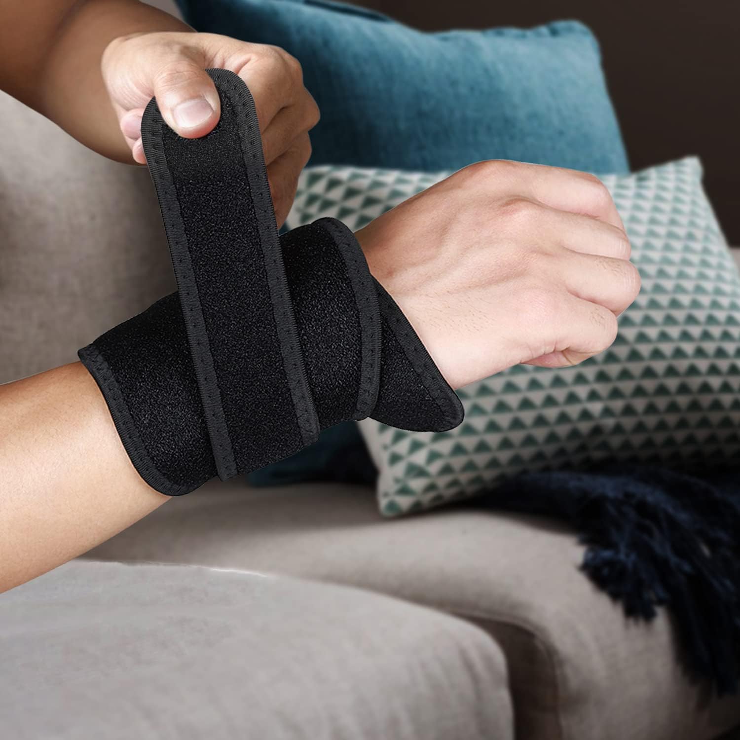 Infrared & Red Light Therapy for Neck Pain Relief, Wearable Neck Light Therapy Wrap Pad for Joint Pain, 850NM Infrared LED Therapy Home Use Device Suitable for Neck Knee Wrist - Image 7